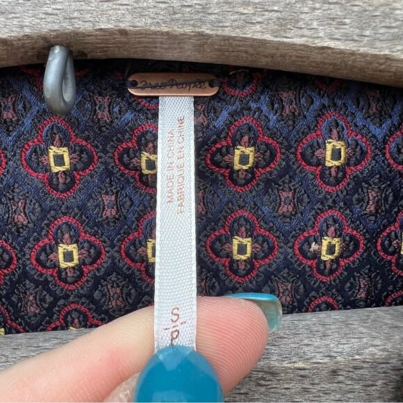 Free People Shrunken Jacquard Jacket Blazer Navy Maroon Geometric SMALL - Picture 8 of 11